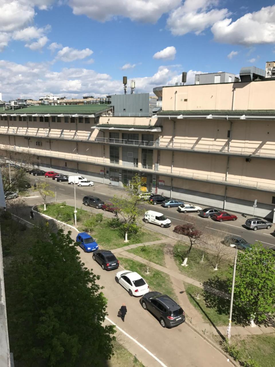 דירות קייב Obolon Metro Station מראה חיצוני תמונה
