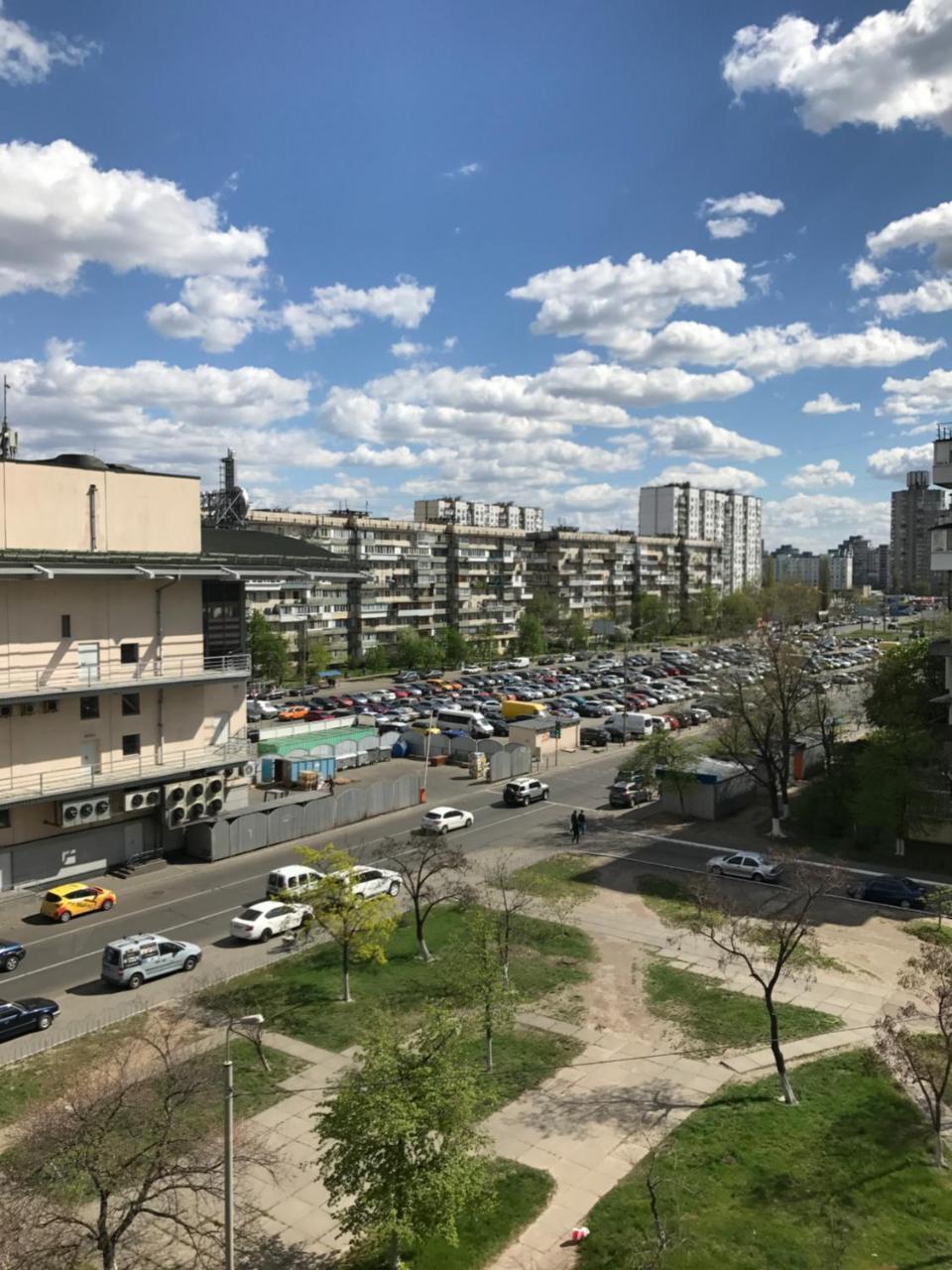דירות קייב Obolon Metro Station מראה חיצוני תמונה